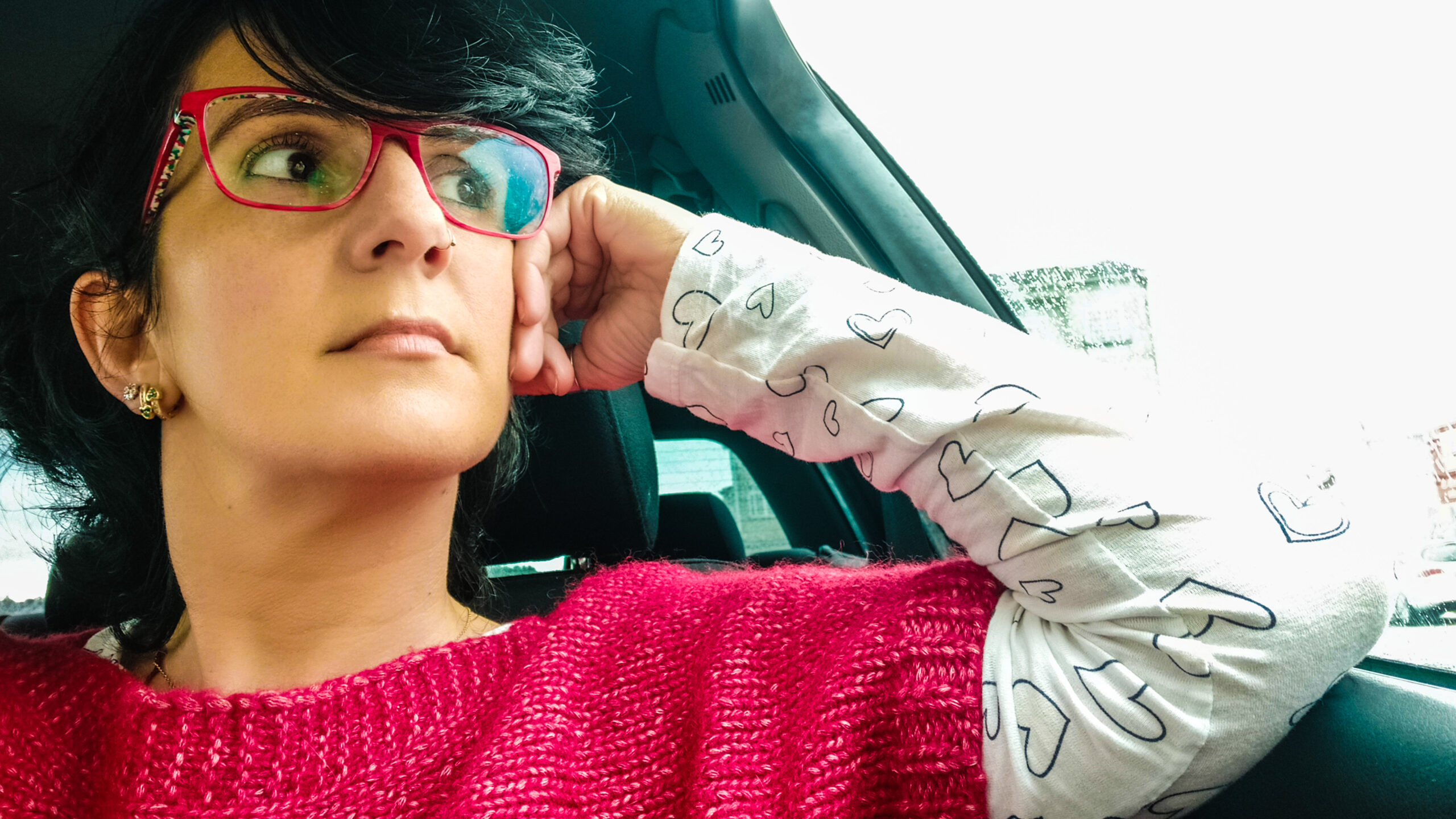 Autorretrato Asun Adá en coche