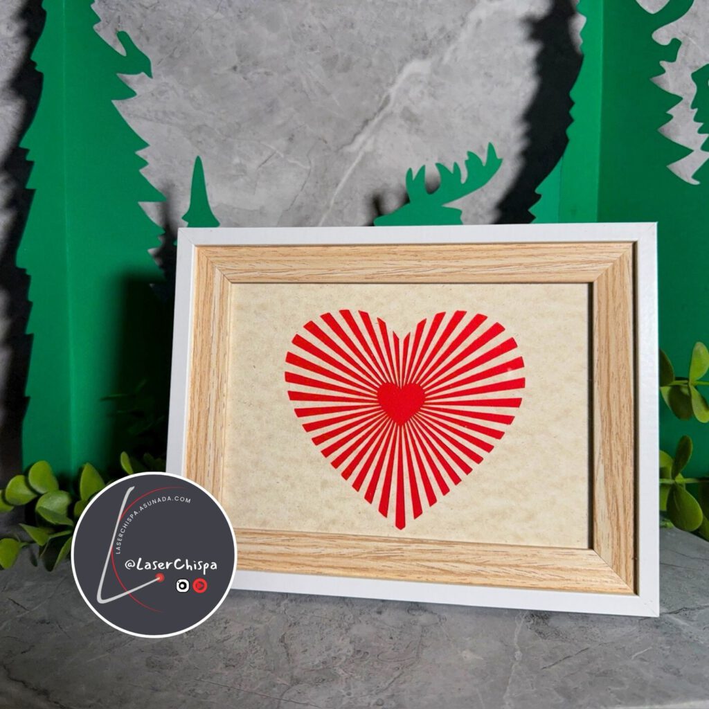 Postal de corazón creada con láser por @láserChispa - Desde el Retrovisor con Asun Adá #vblog #blogcanalizado 
