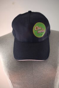 Gorra adulto Play azul oscura con parche lateral de bola: Cea Mola