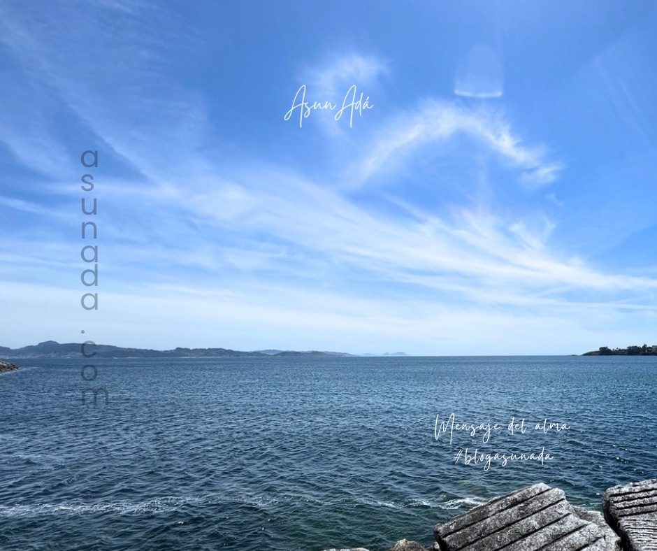 Eres parte del Uno-nubes y mas en el Cielo sobre el mar en Sanxenxo-blogasunada